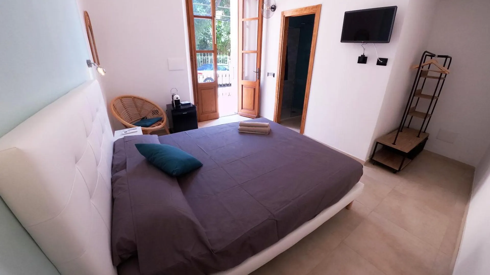 North Sardinia Retreats - Millelire Smart Rooms La Maddalena